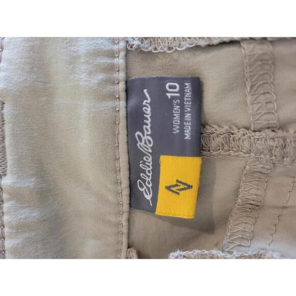 Eddie Bauer size 10 light tan khaki tech walking shorts - Picture 3 of 4